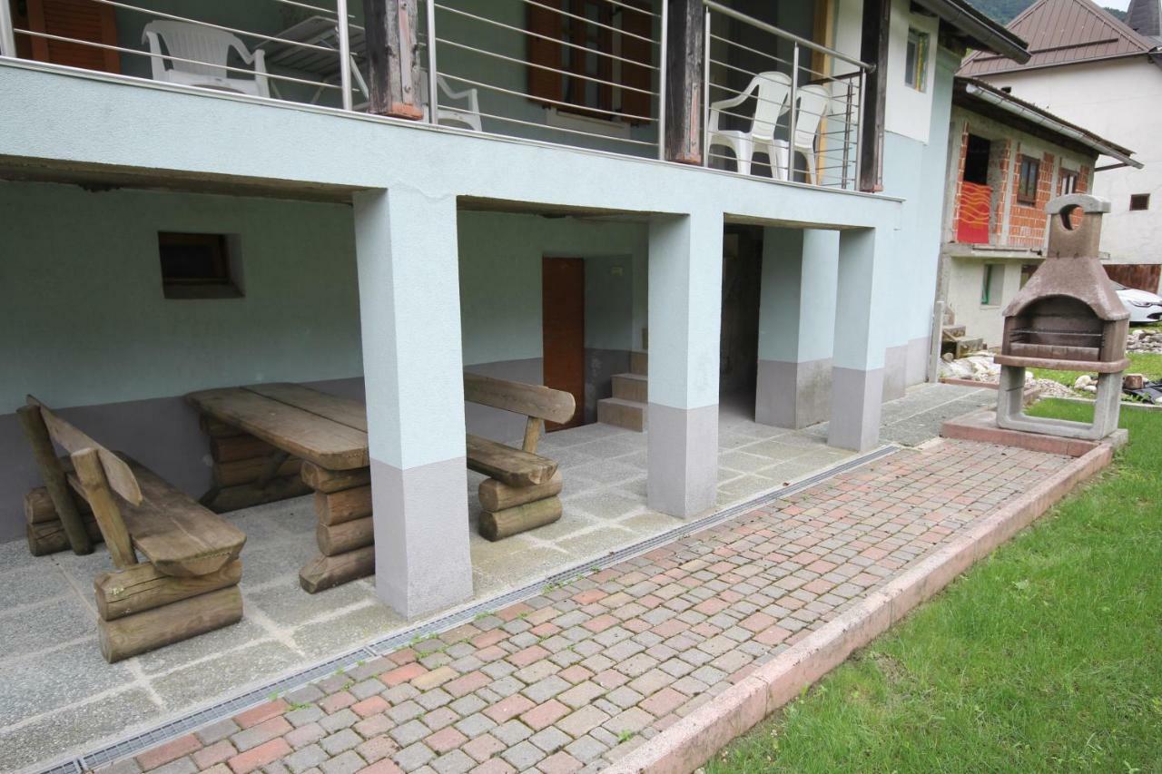 Lesjakova Domacija Bovec Exterior foto